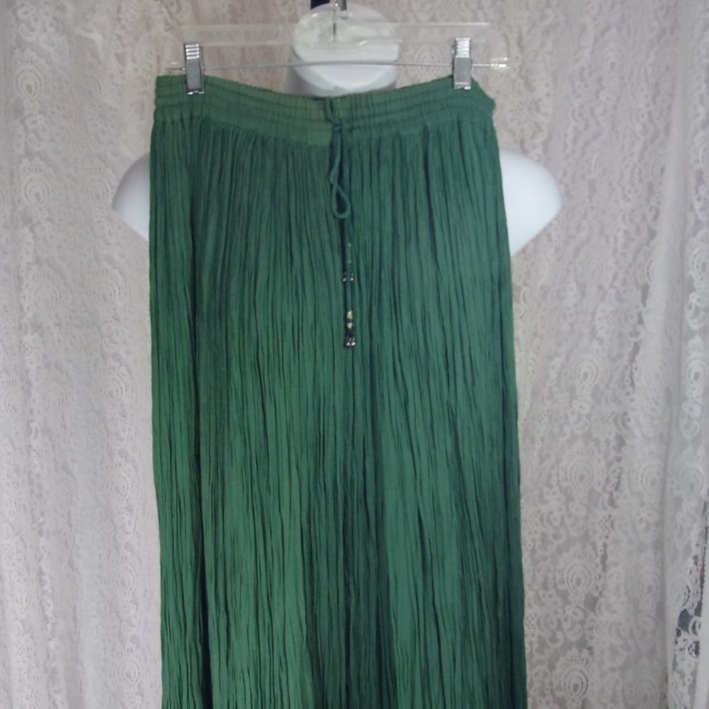 B. Bronson Green Crinkle Maxi Skirt